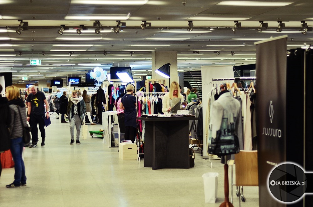 warsaw fashion store pge narodowy fot. Ola Brzeska